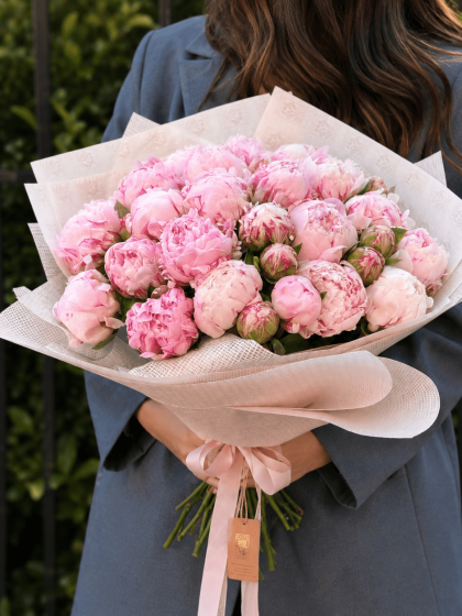 Pembe şakayık buketi