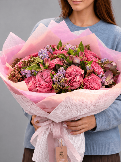 Pembe ve Lila Karışık Çiçek Buketi