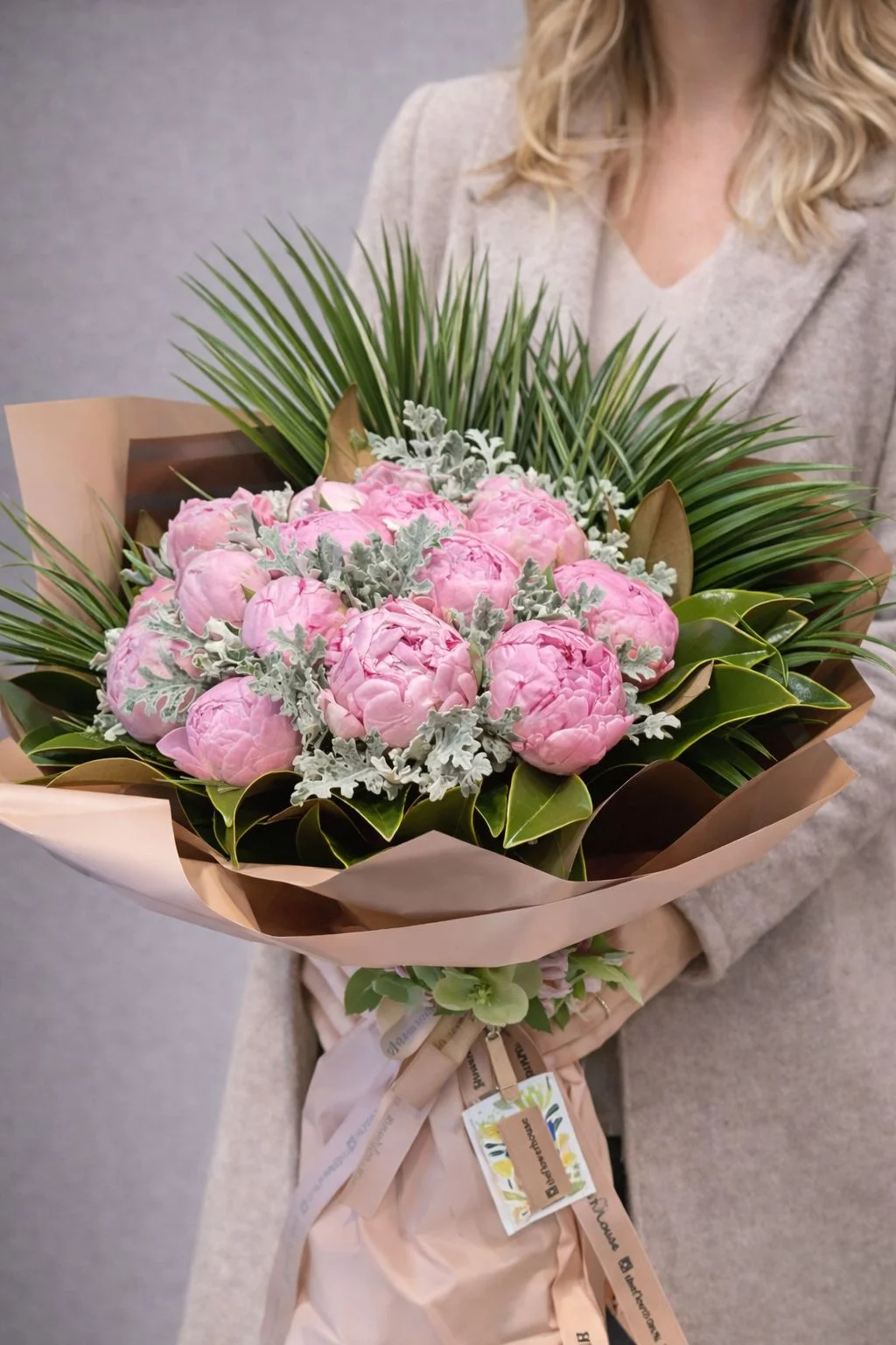 15'li Şakayık Buketi