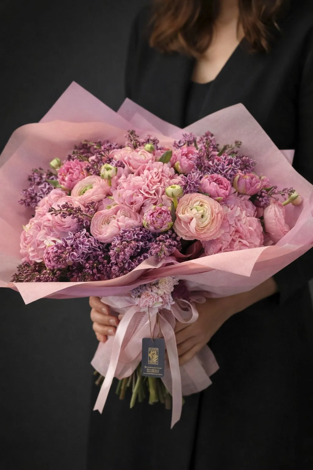 Pudra Tonlarında Zarafet Buketi